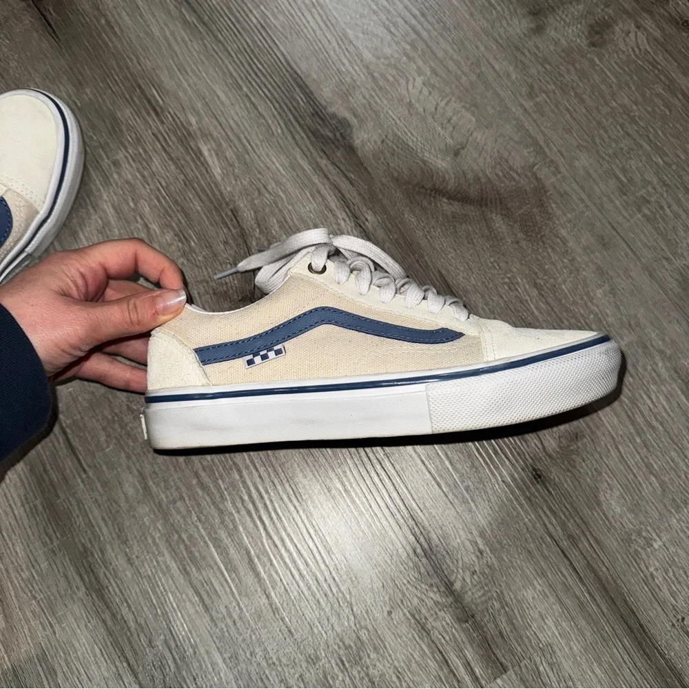 Men’s/Women’s Vans Skate Old Skool cream and blue